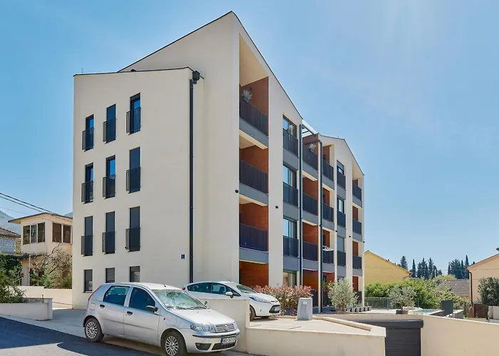 Ell Star 2 Apartment